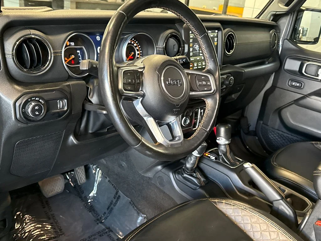 Used 2023 Gray Jeep Overland image 4