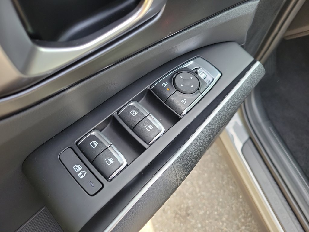 New 2026 Wolf Gray Kia S image 21