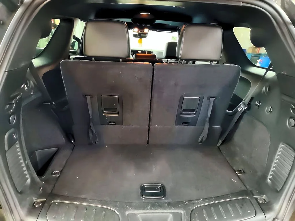 Used 2025 Destroyer Grey Dodge R/T image 5