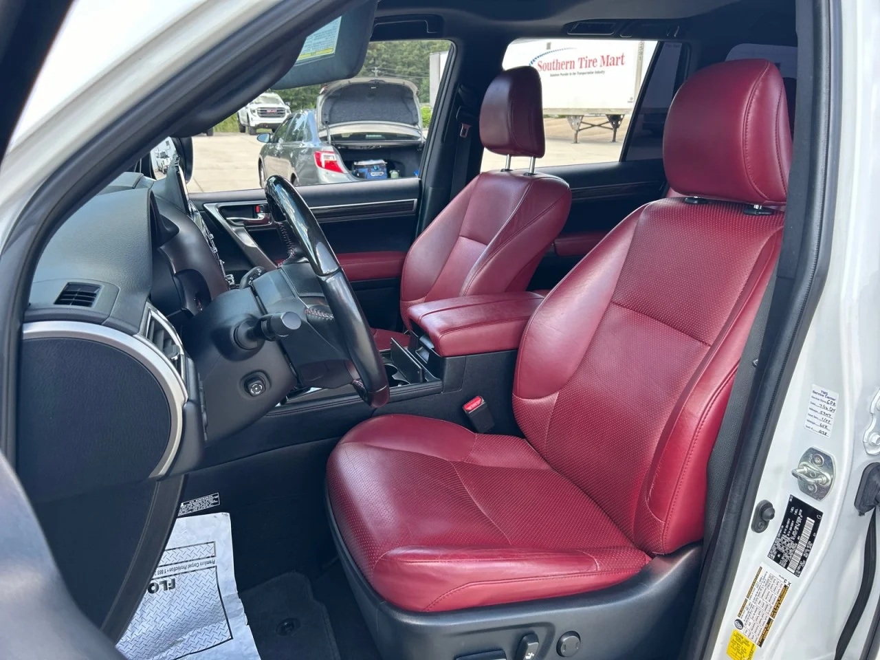 Used 2023  Lexus GX 460 Luxury image 18