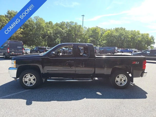 Used 2013 Black Chevrolet LT image 6