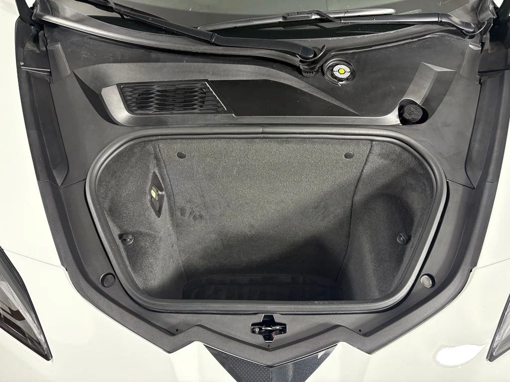 Used 2023 White Chevrolet Stingray image 42