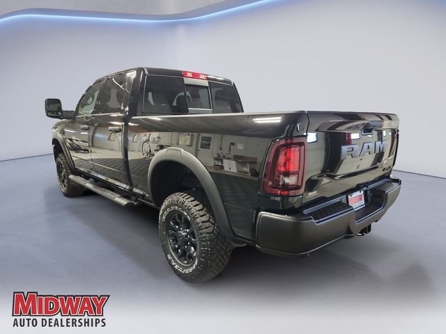 New 2026 Diamond Black Crystal Pearl-Coat Exterior Paint RAM Tradesman image 3