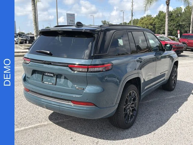 New 2026 Steel Blue Exterior Paint Jeep Summit image 4