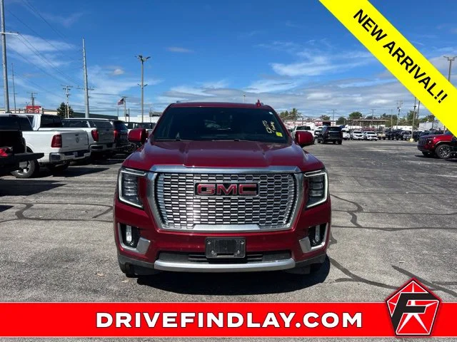 Used 2023  GMC Denali image 2