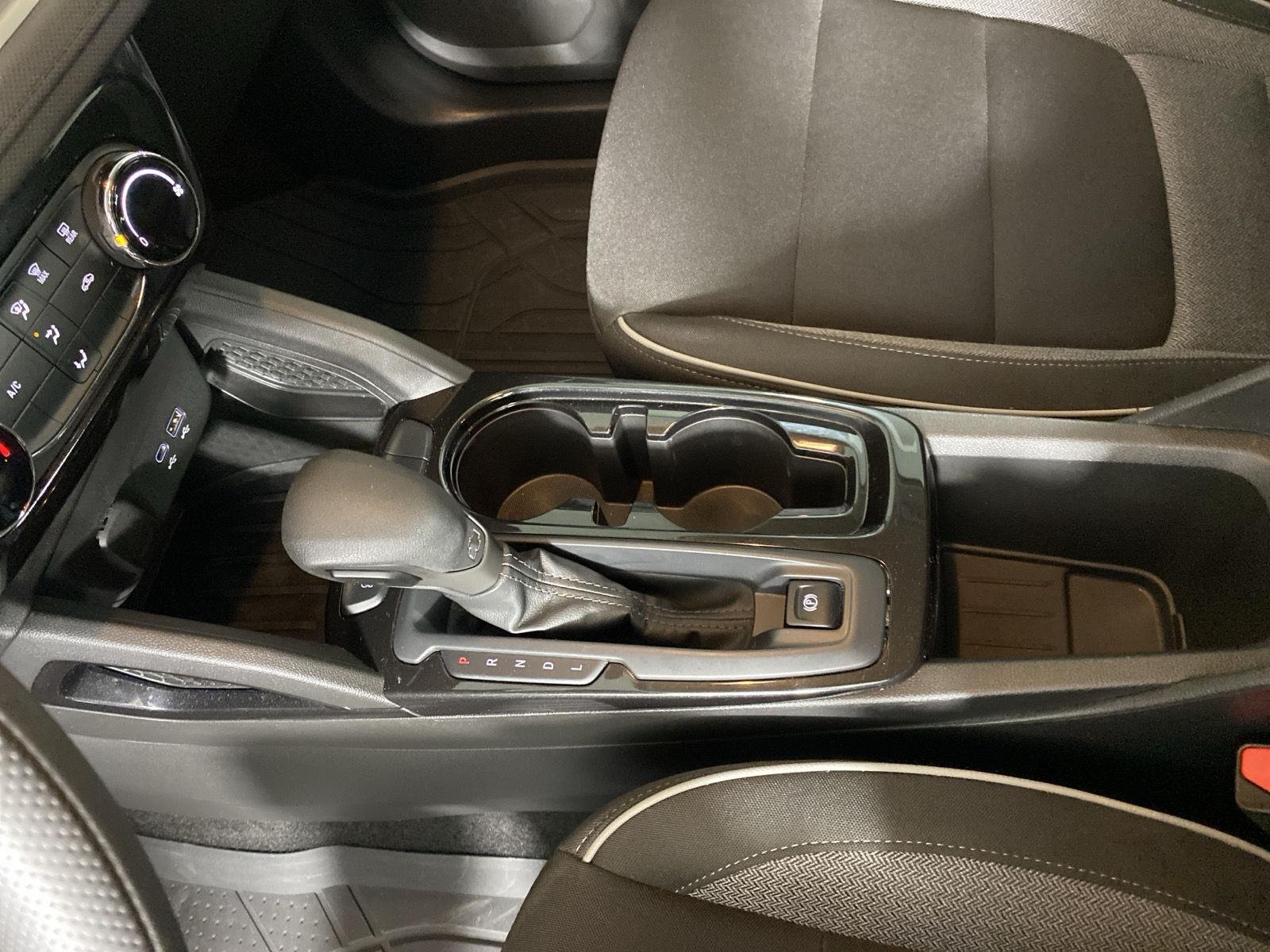 Used 2024 Fountain Blue Chevrolet LT image 19
