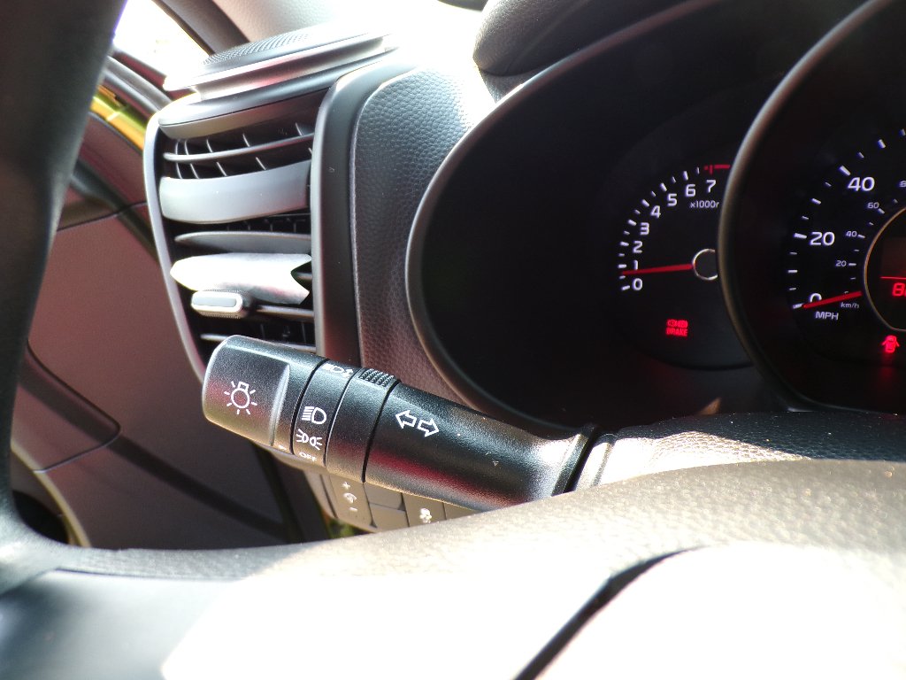 Used 2017 Alien II Kia Base image 25