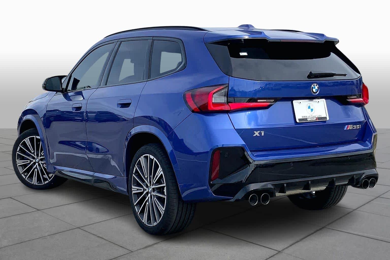 2026 BMW X1 M35i - Photo 12