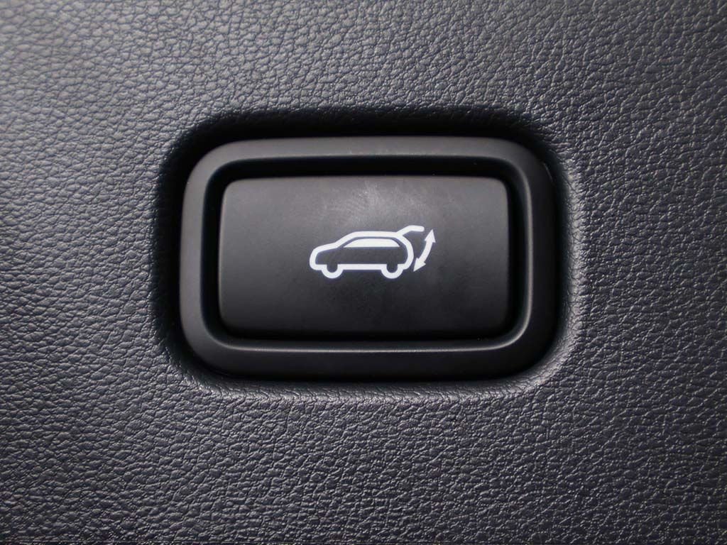 Certified Used 2024 White Hyundai Limited image 22