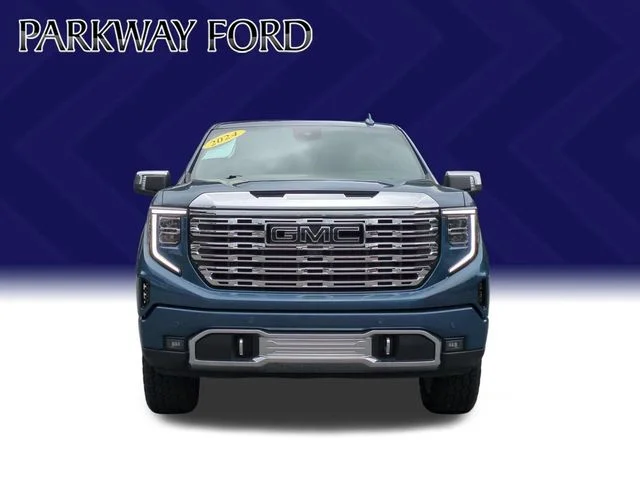 Used 2024 Blue GMC Denali image 8