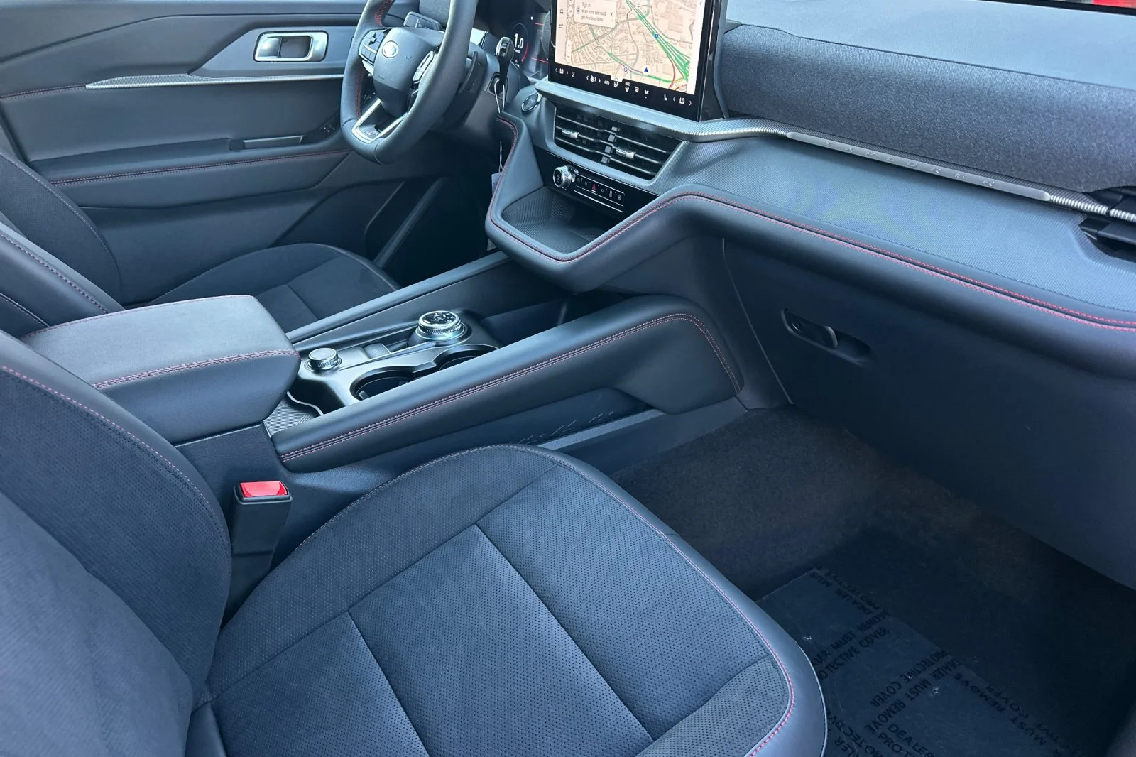 2026 Ford Explorer ST - Photo 16