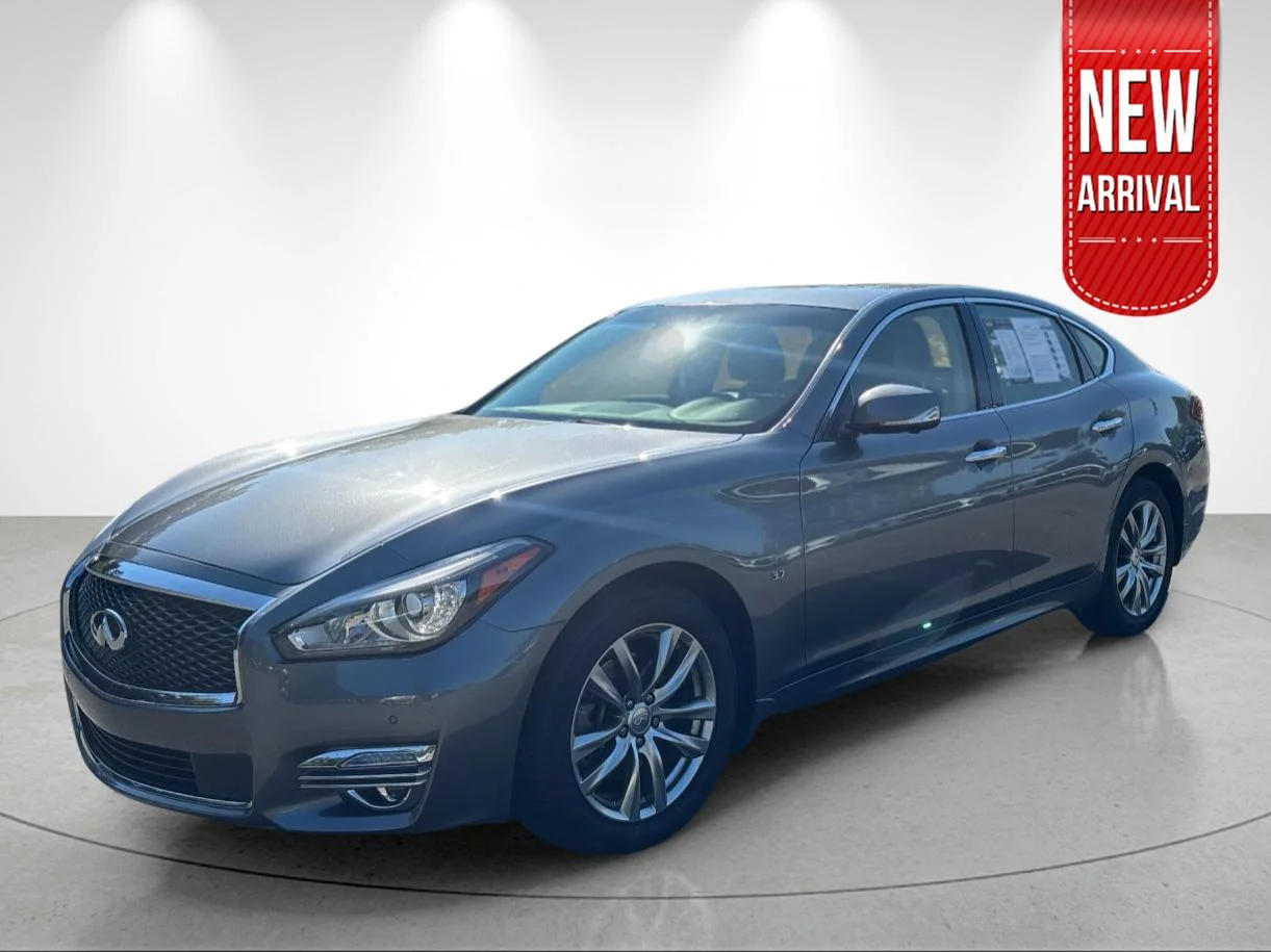 Used 2015 Graphite Shadow INFINITI 3.7 image 1