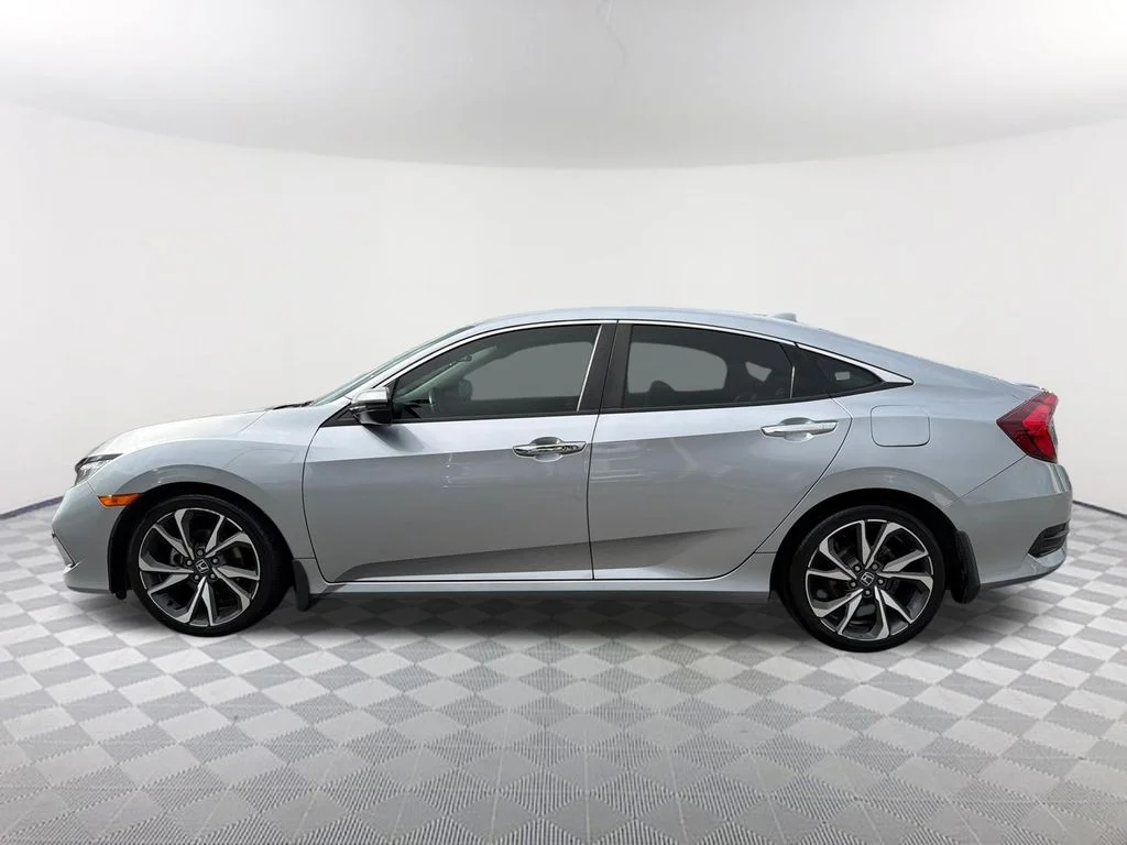 Used 2020 Silver Honda Touring image 8
