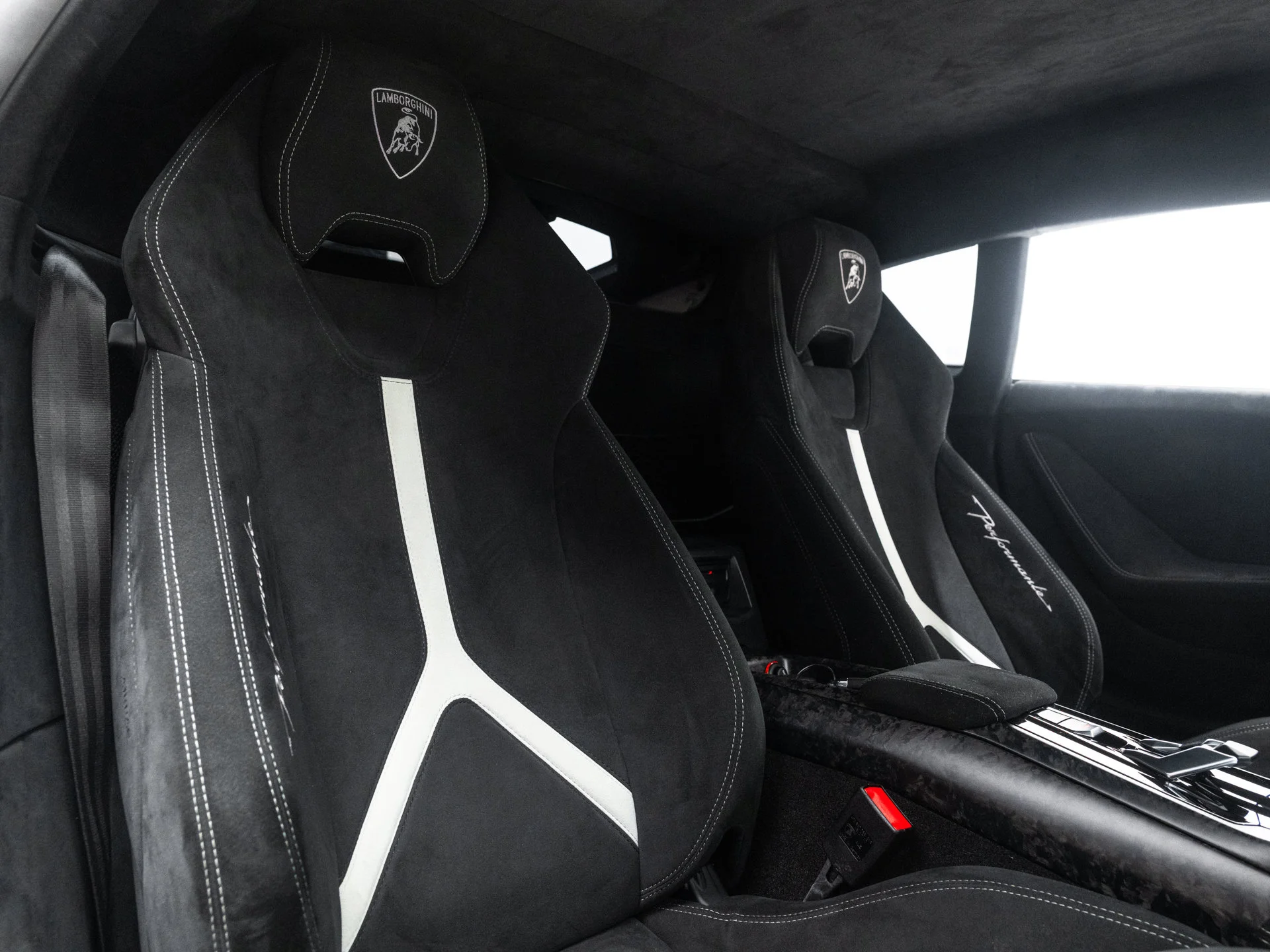 Used 2018 Grigio Titans Matt - AD PERSONAM Lamborghini Performante image 38