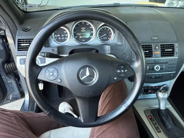Used 2011 Silver Mercedes-Benz C 300 image 8