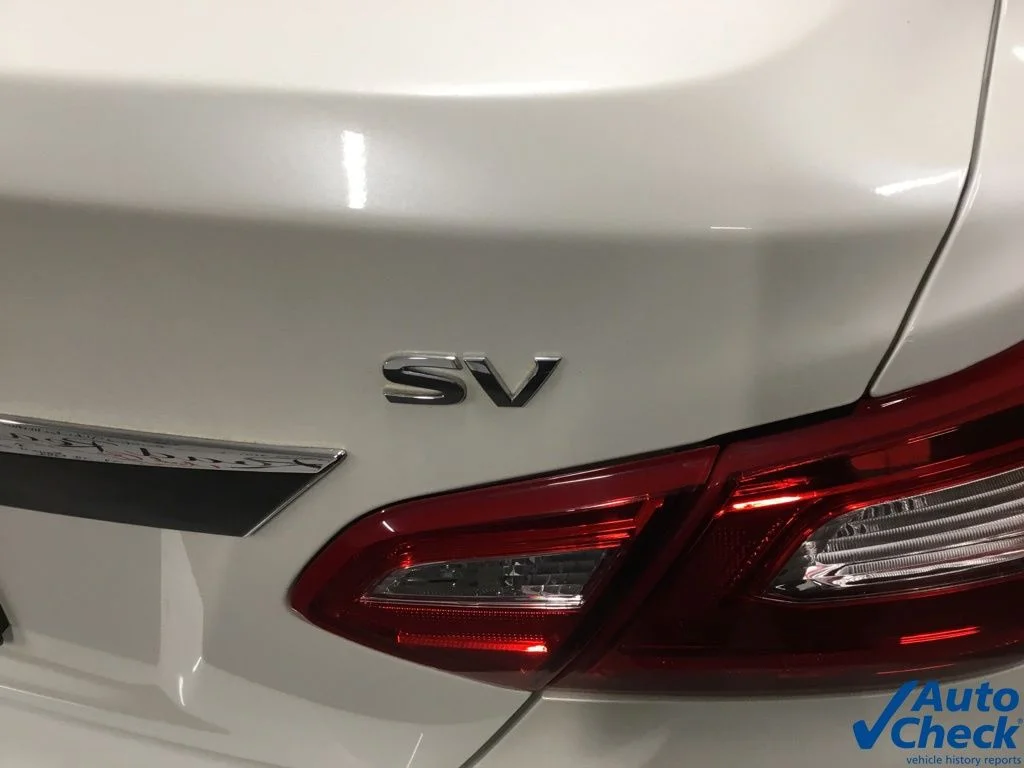 Used 2016 White Nissan 2.5 SV image 15