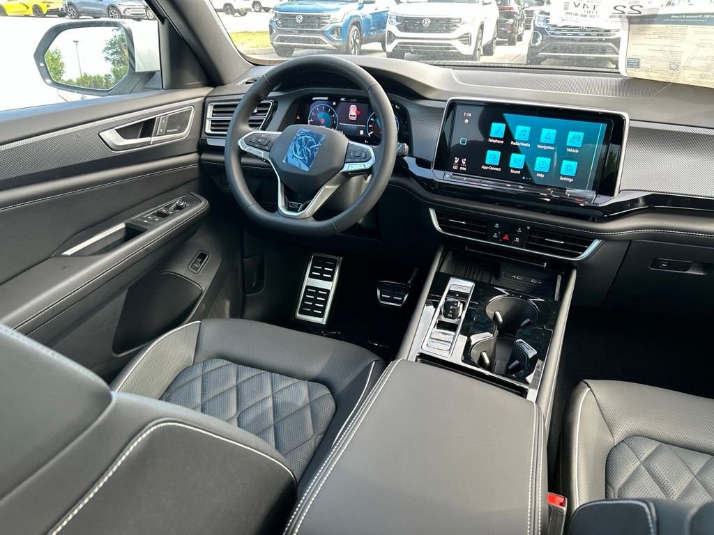 New 2026 White Volkswagen 2.0T SEL Premium R-Line image 9