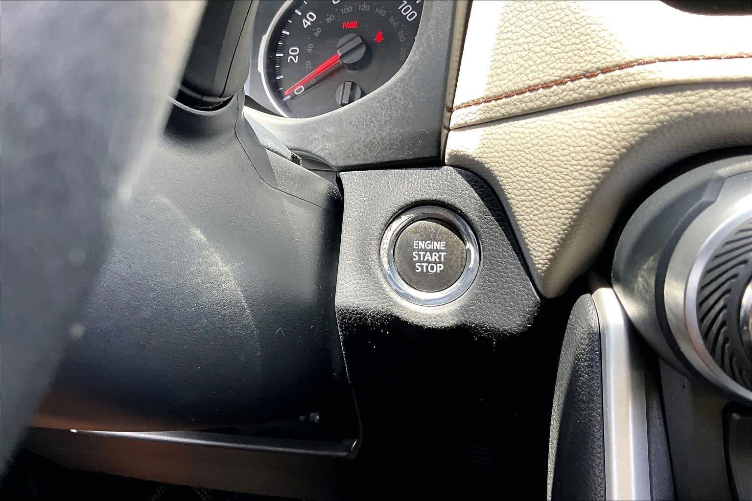 Used 2021 Magnetic Gray Metallic Toyota XLE Premium image 34