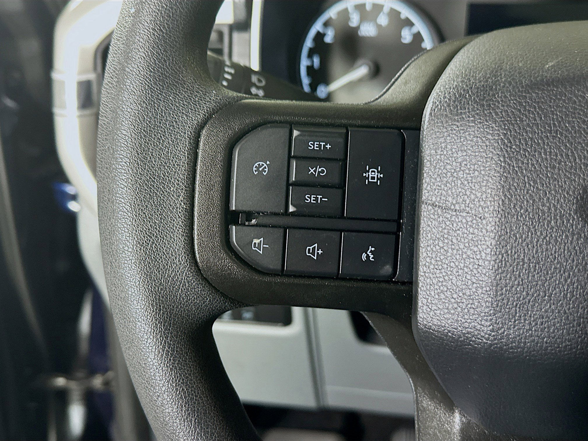 Used 2022 Blue Metallic Ford XLT image 16