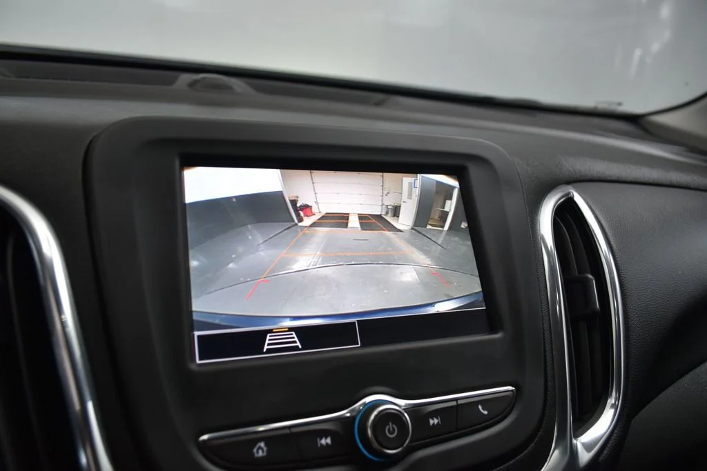 Used 2022 Blue Chevrolet LT image 14