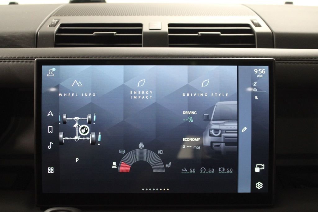 Used 2025 Black Land Rover S image 28