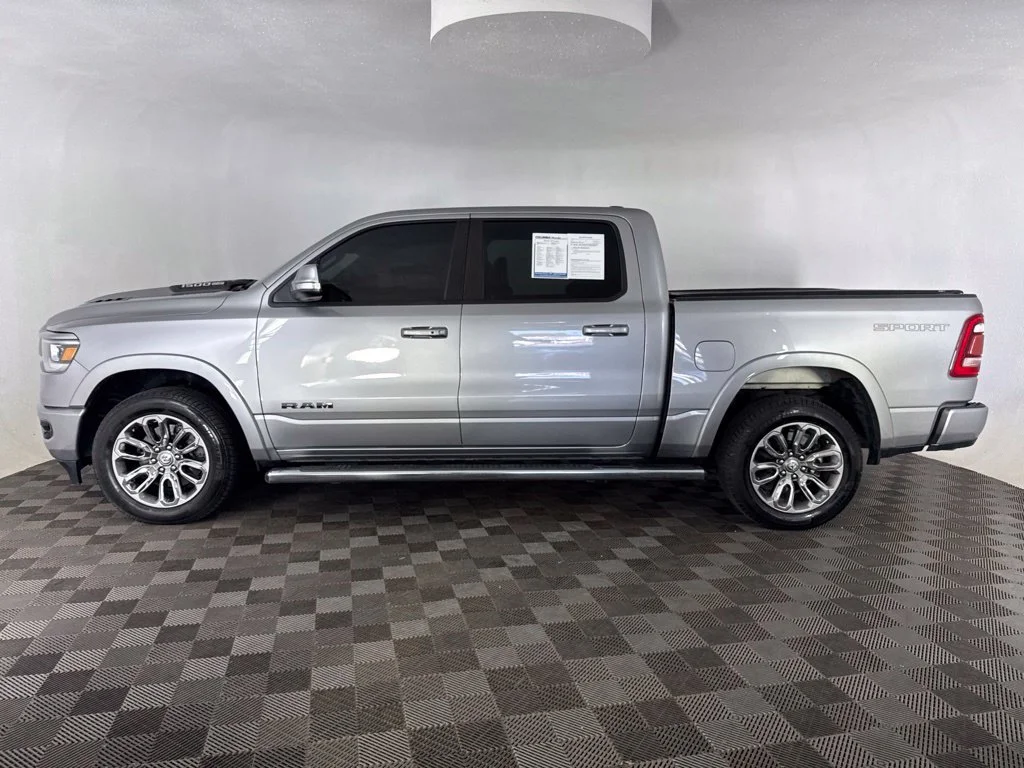 Used 2020 Silver Ram Laramie image 9