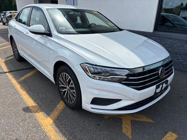 Used 2021 Pure White Volkswagen S image 1