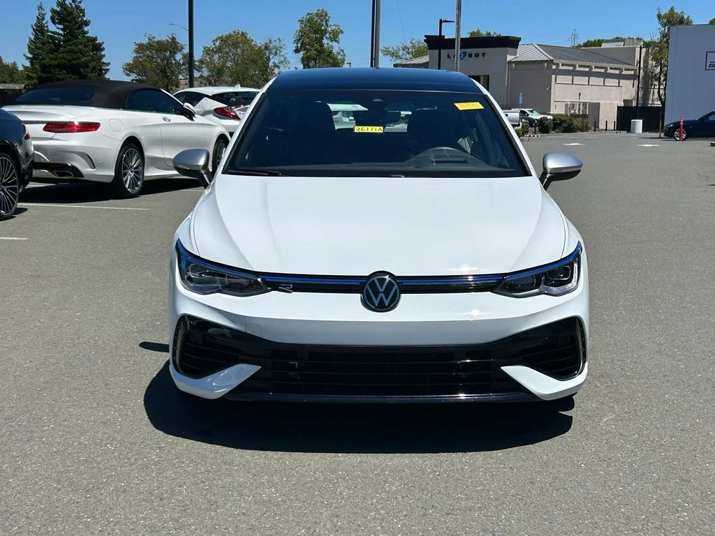 Used 2024 White Volkswagen 2.0T image 8
