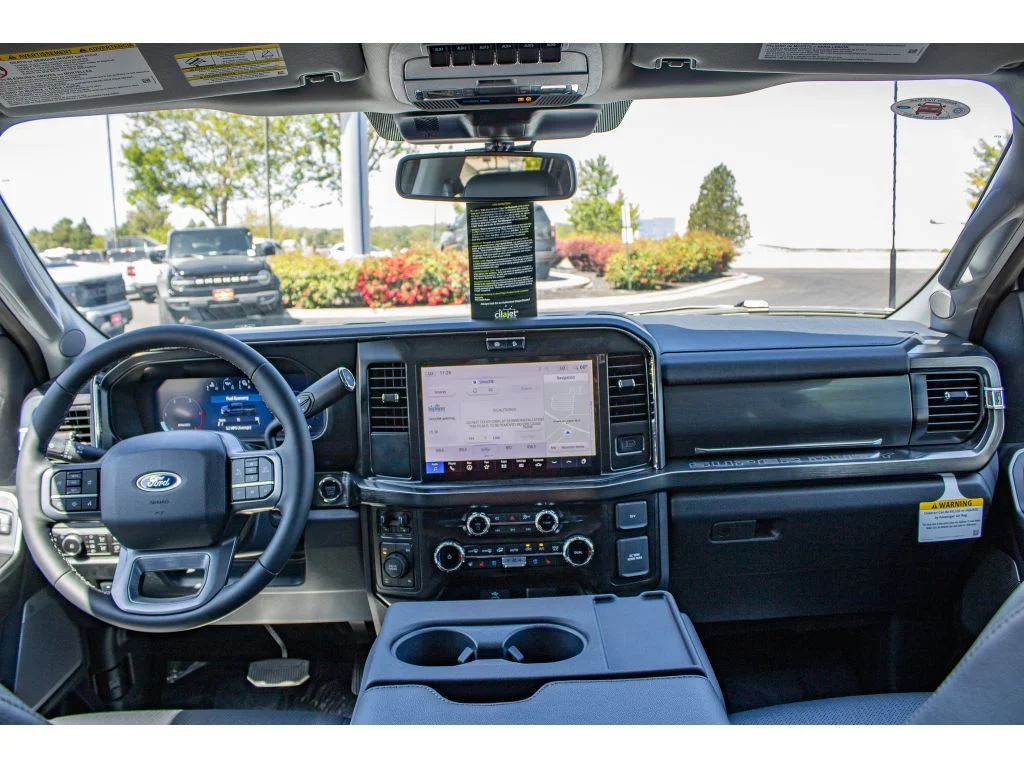 New 2026 OXFORD WHITE Ford LARIAT image 24