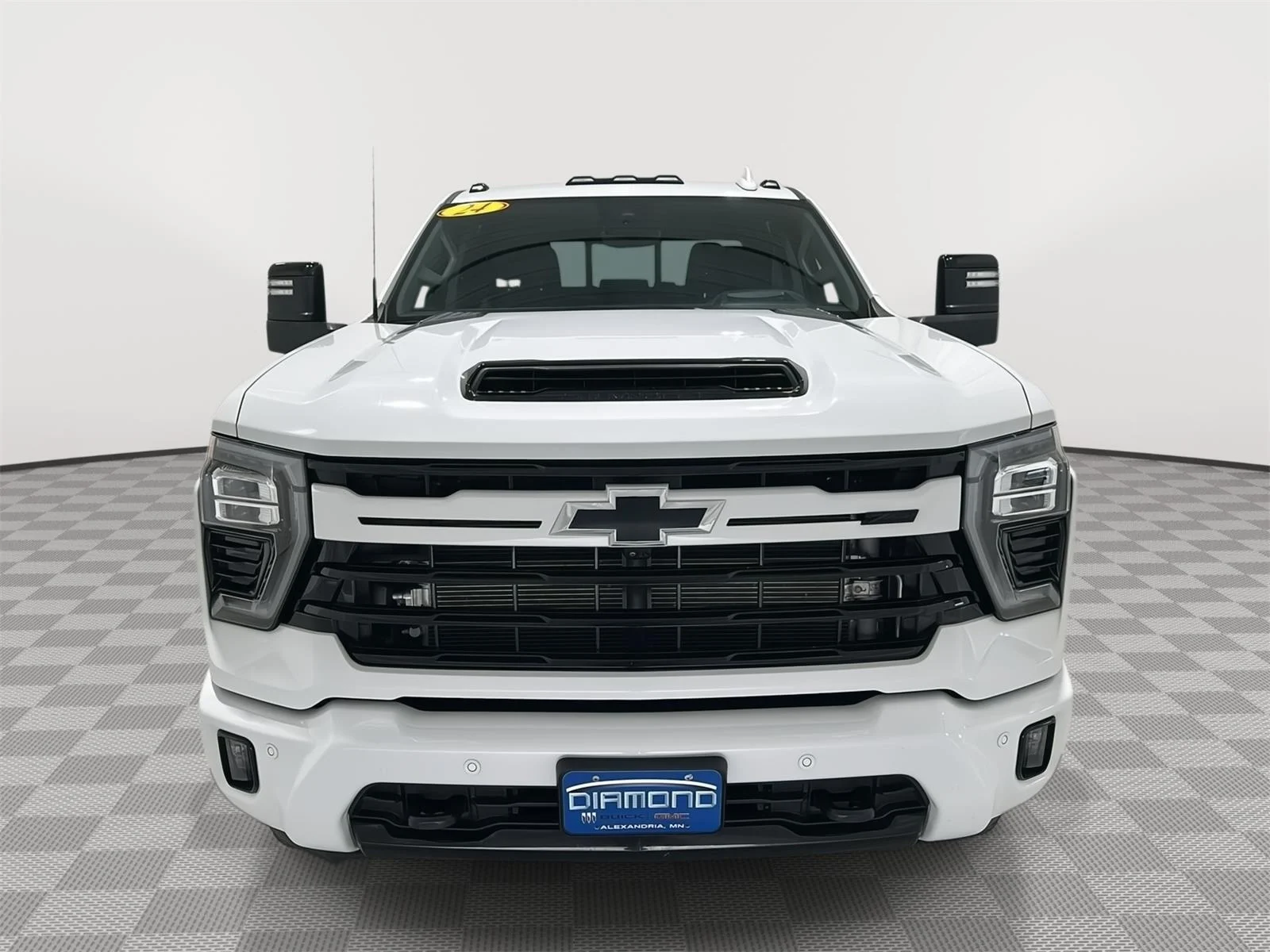 Used 2024 Summit White Chevrolet LTZ image 8