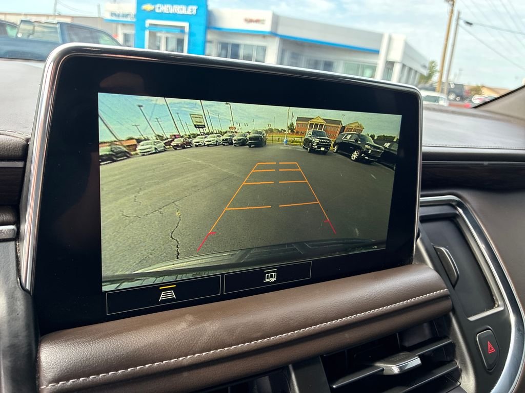 Used 2021 Gray Chevrolet Z71 image 14