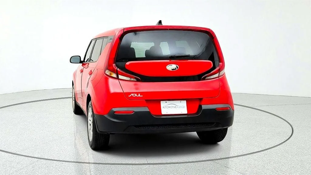 Used 2020 Inferno Red Kia LX IVT image 6