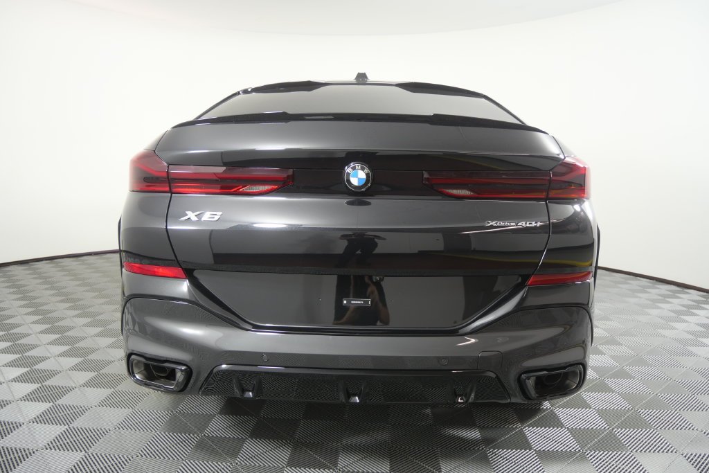 New 2027 Black Sapphire Metallic BMW xDrive40i image 5