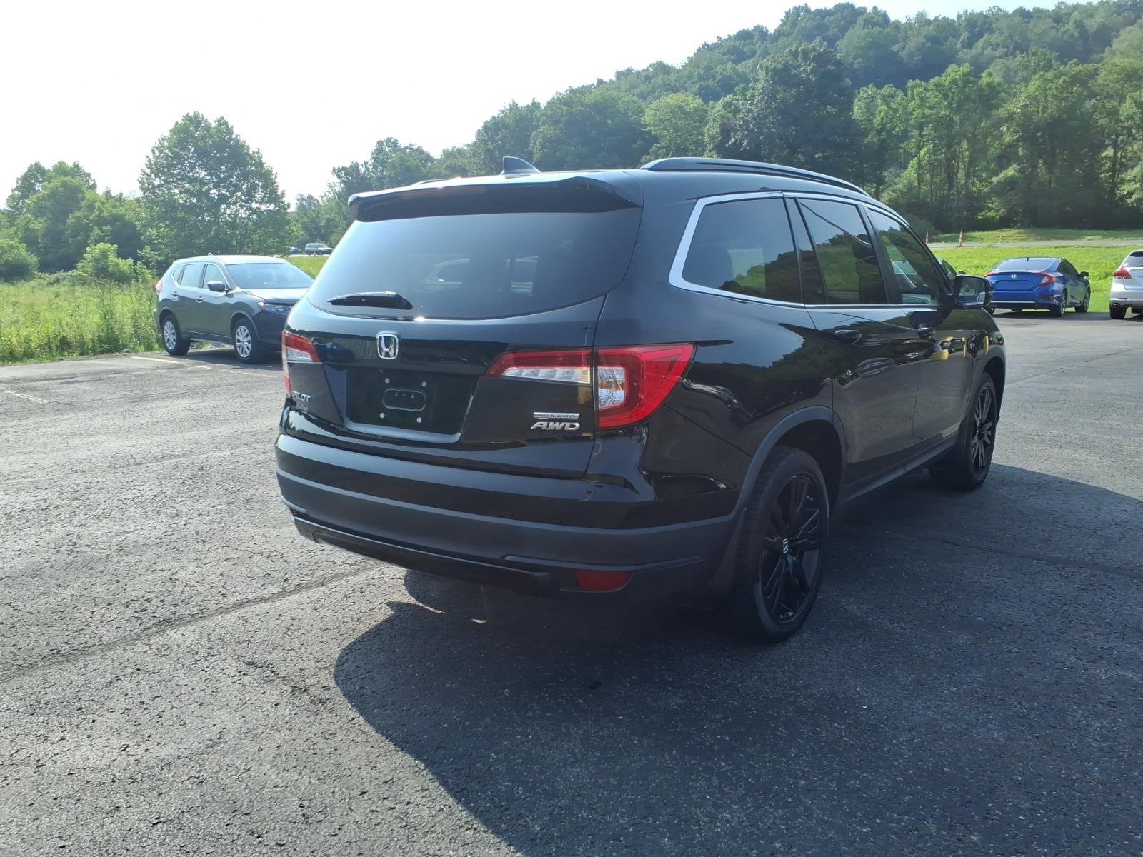 Used 2021 Crystal Black Pearl Honda Special Edition image 5