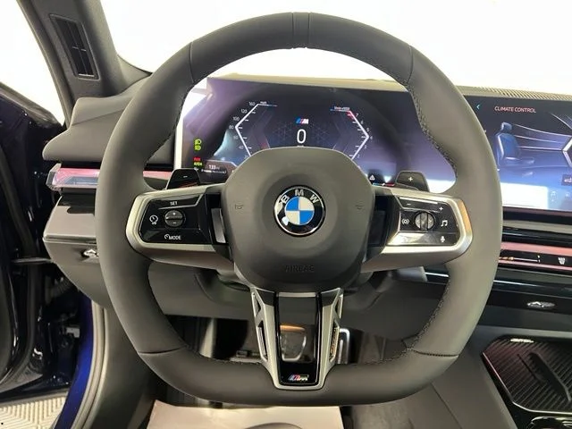 New 2027 Tanzanite Blue II Metallic BMW 540i xDrive image 18