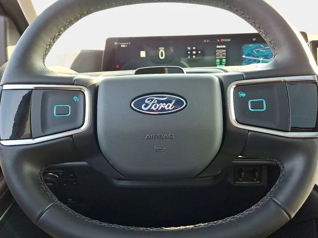 New 2026 White Ford Platinum image 12