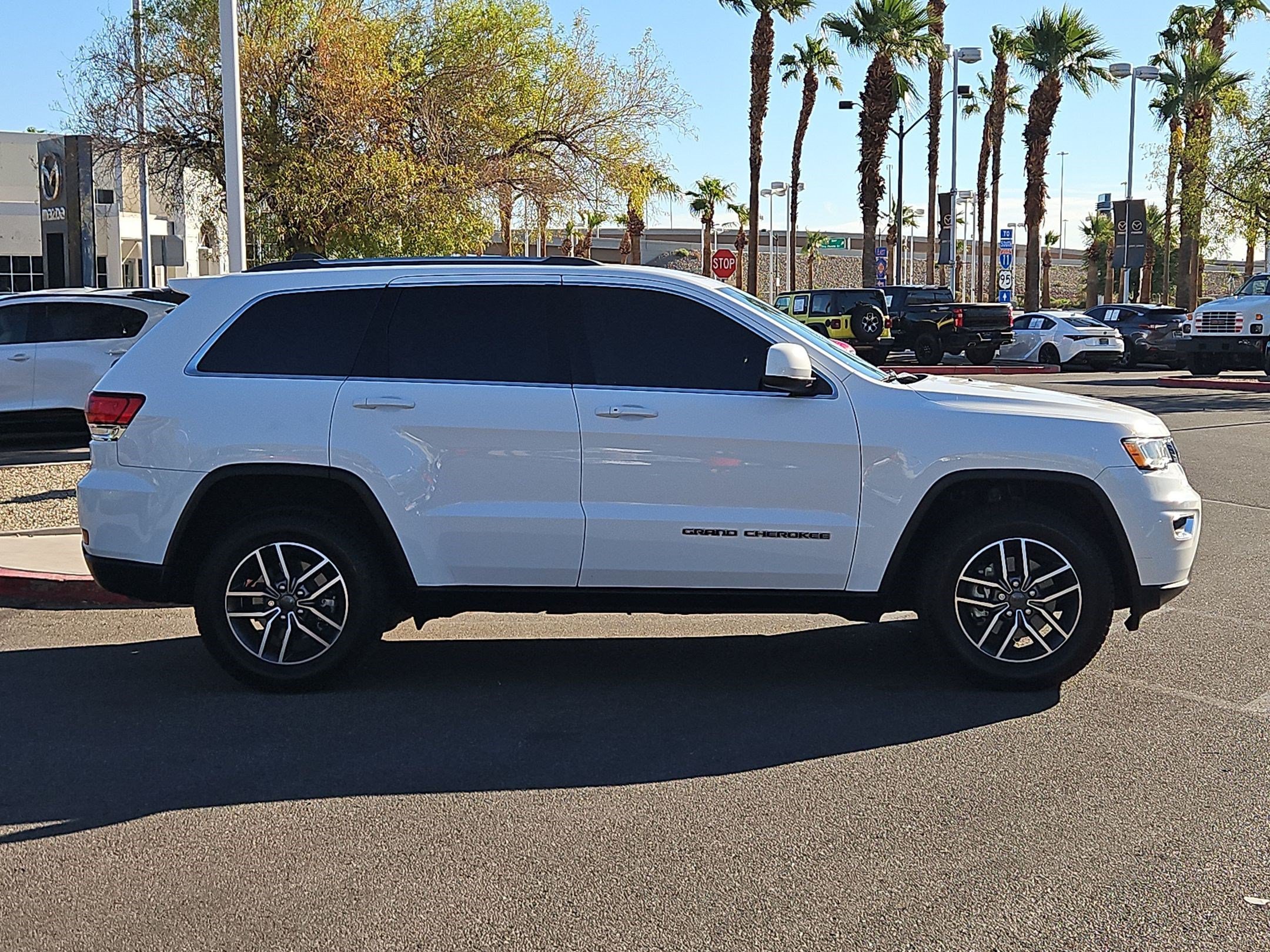Used 2020 Bright White Clearcoat Jeep Laredo E image 7