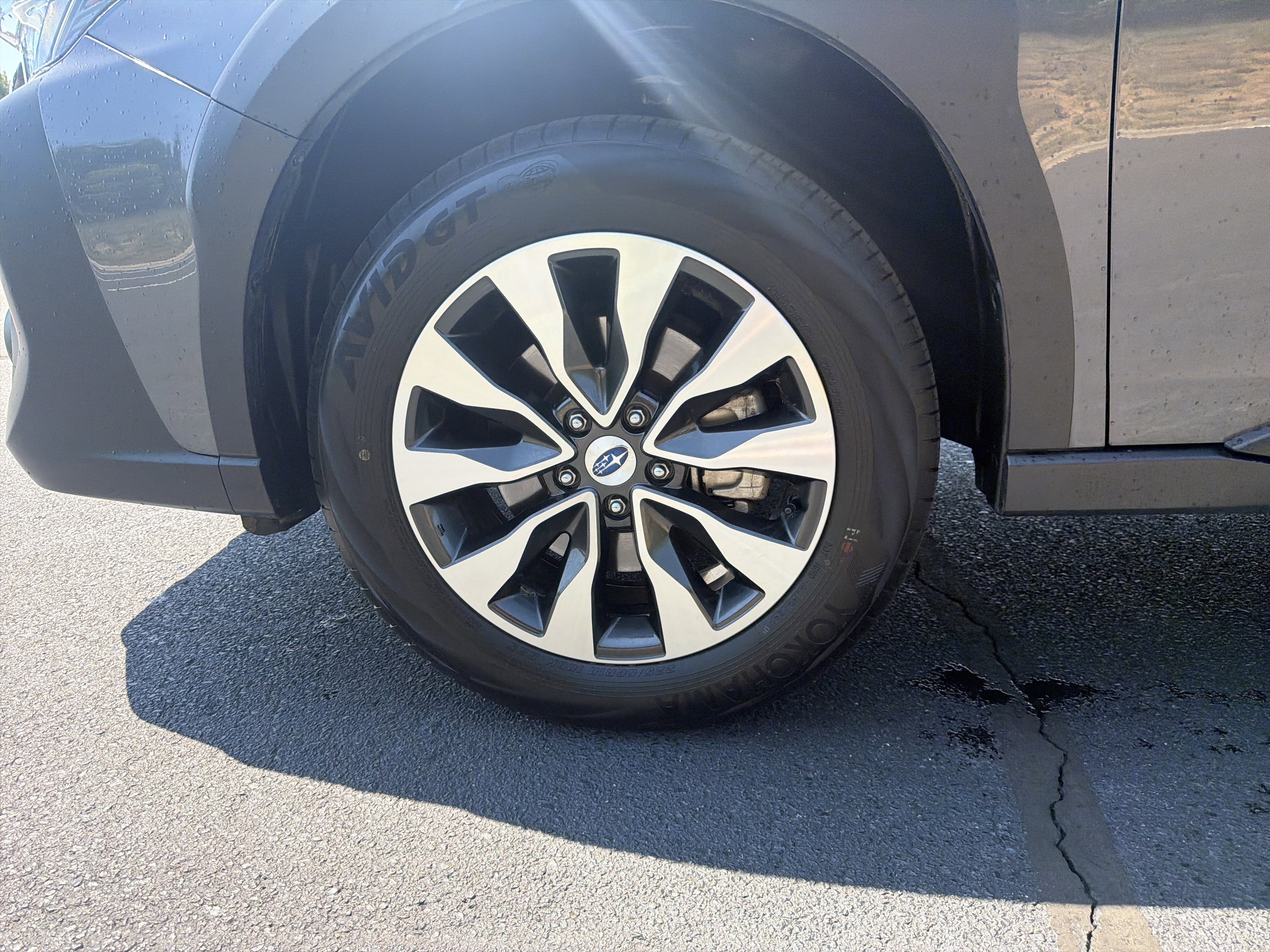 2025 Subaru Outback Limited's photo