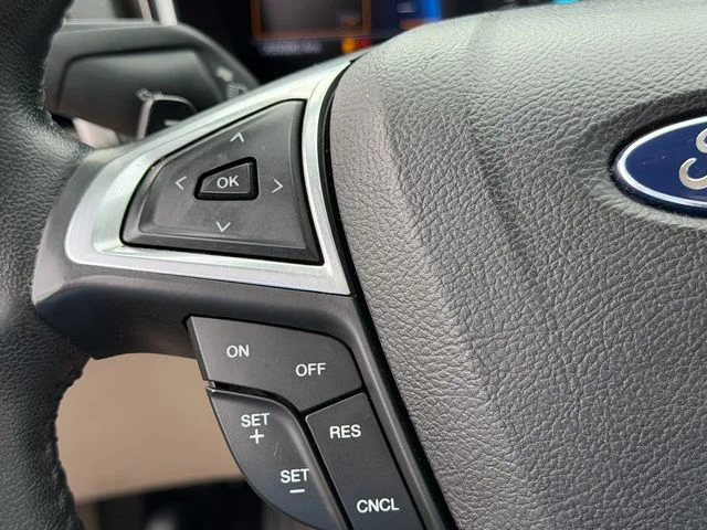 2017 Ford Fusion SE - Photo 24