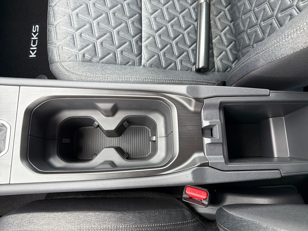 New 2026 Nissan Kicks SV 4D Sport Utility