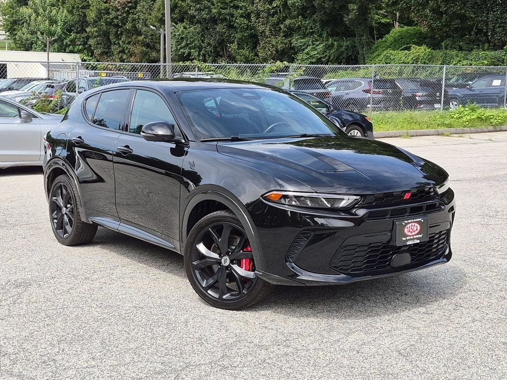 Used 2024  Dodge R/T image 1