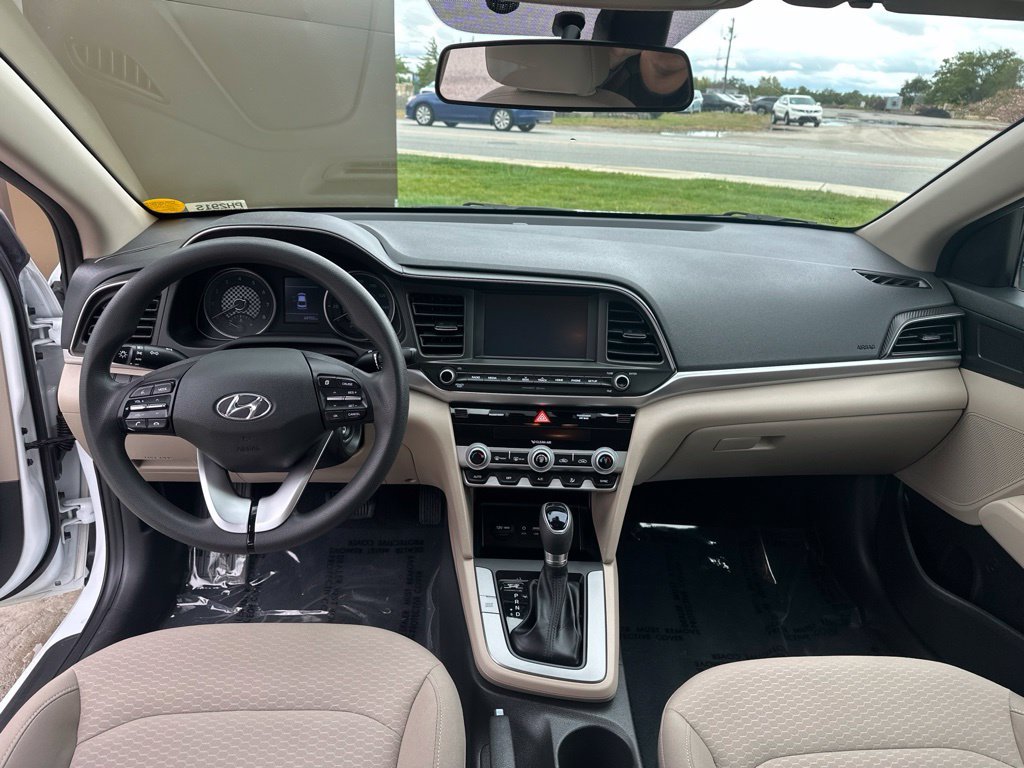 2020 Hyundai Elantra SEL - Photo 13