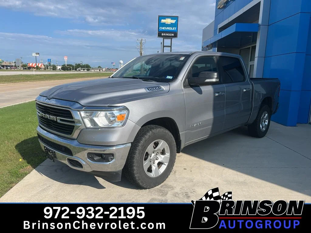 2019 RAM 1500 Big Horn/Lone Star 4x4 Crew Cab 5'7's photo