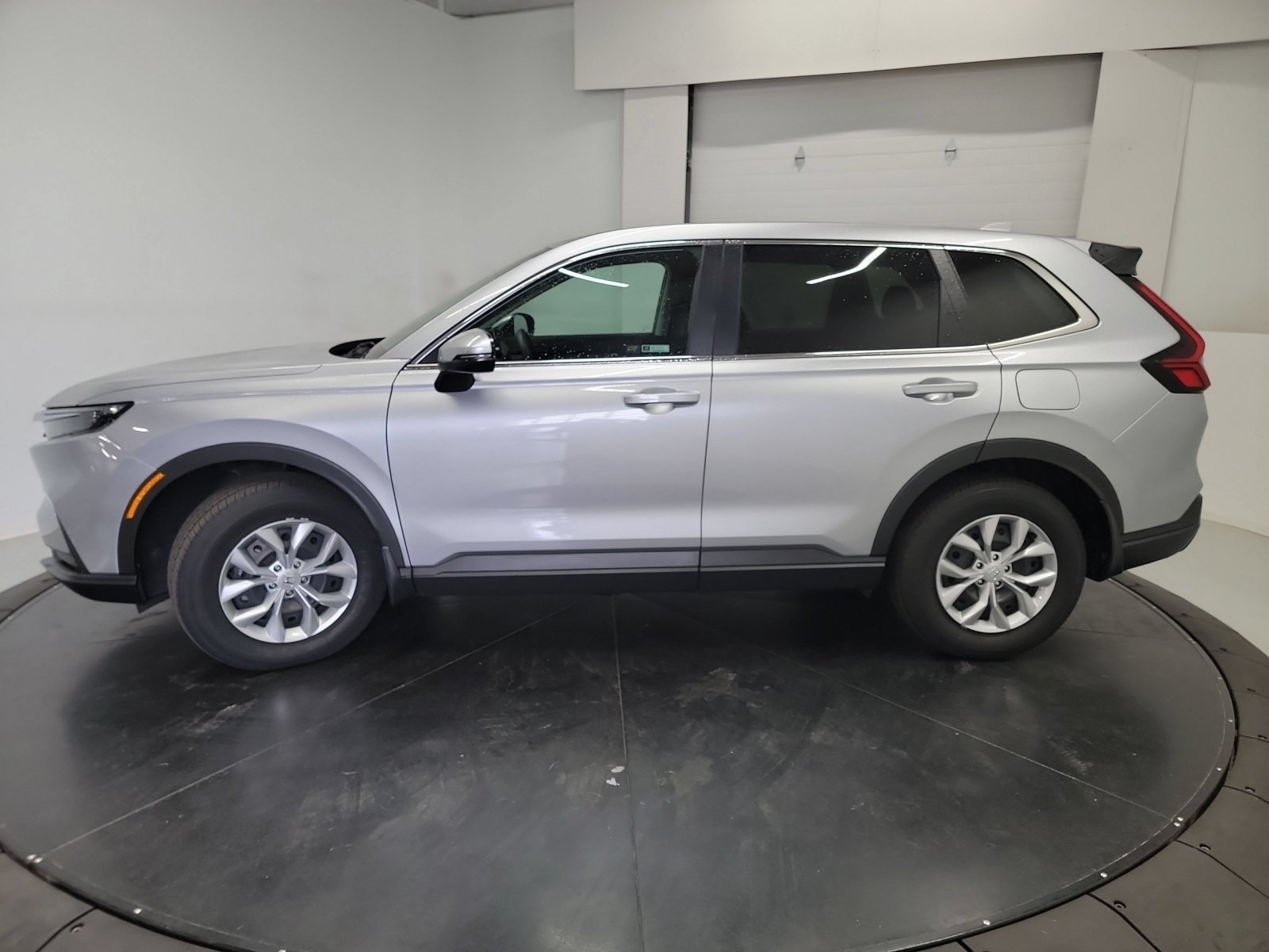 2026 Honda CR-V LX - Photo 5