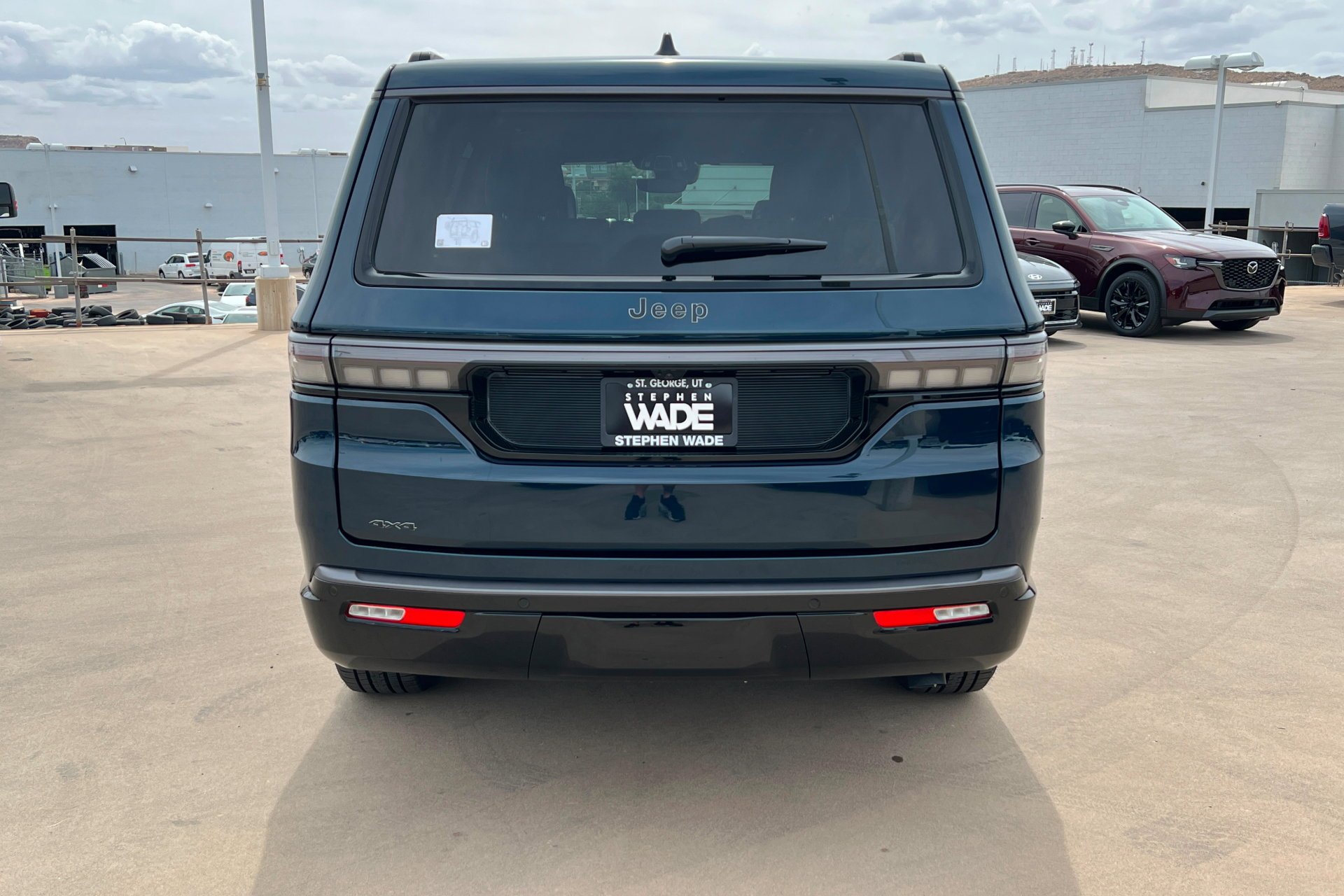 New 2026 Fathom Blue Pearl-Coat Exterior Paint (Late Availability) Jeep Limited Altitude image 5
