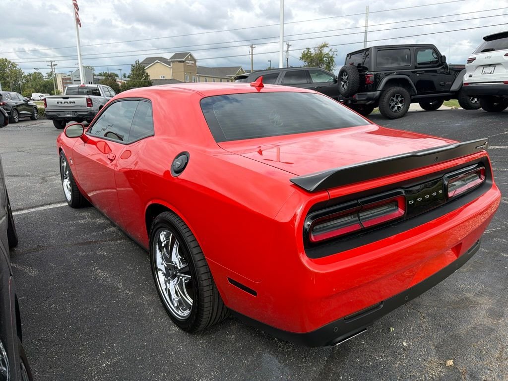 Used 2022 Orange Dodge R/T Scat Pack image 4
