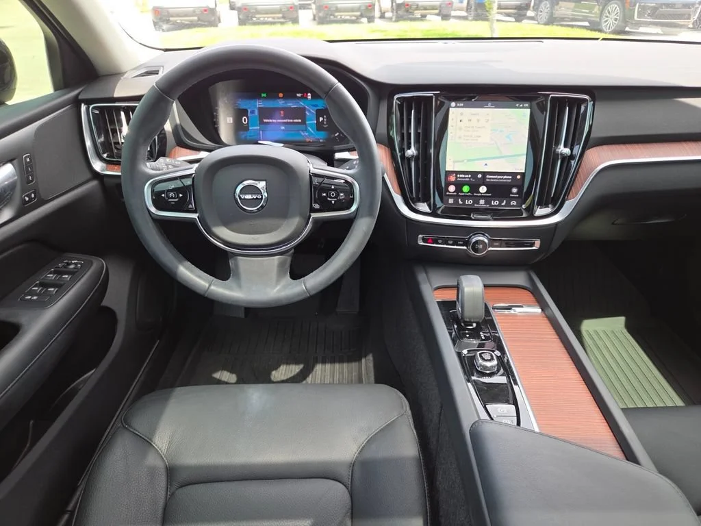 Used 2025 Platinum Gray Metallic Volvo Plus image 25
