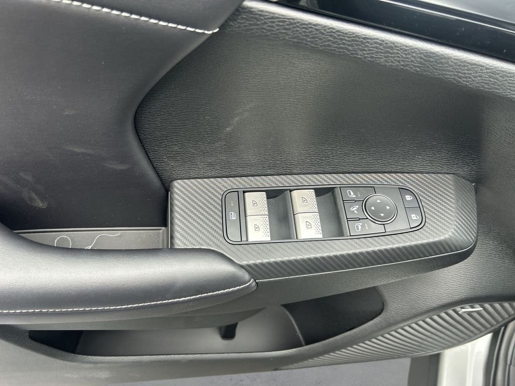 2026 Mitsubishi Outlander SE - Photo 15