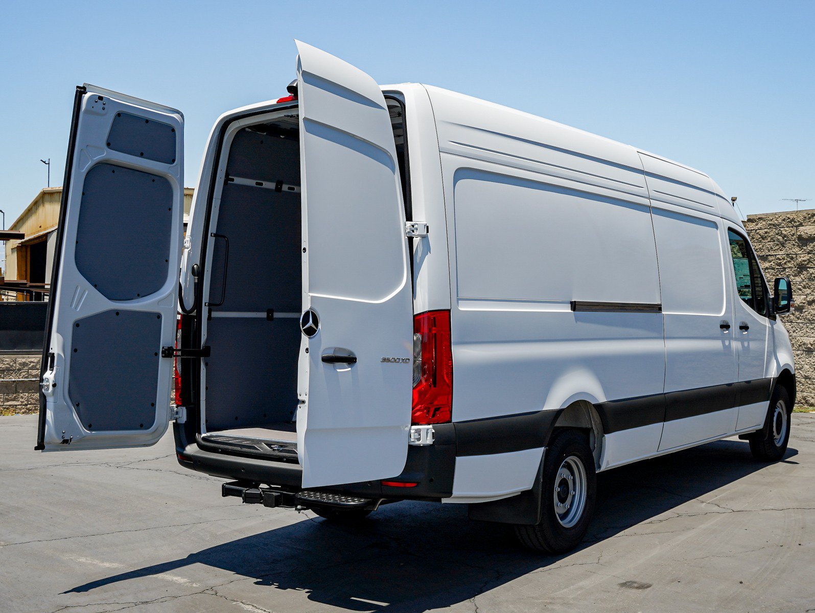 New 2026 Arctic White Mercedes-Benz 3500XD High Roof I4 Diesel HO 170 RWD image 8