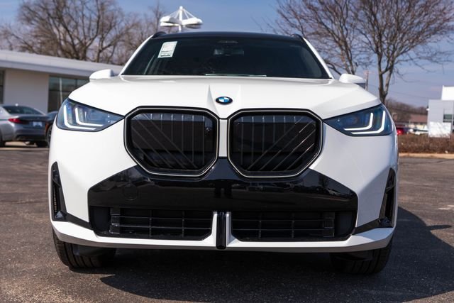 New 2026 Alpine White BMW 30 xDrive image 7